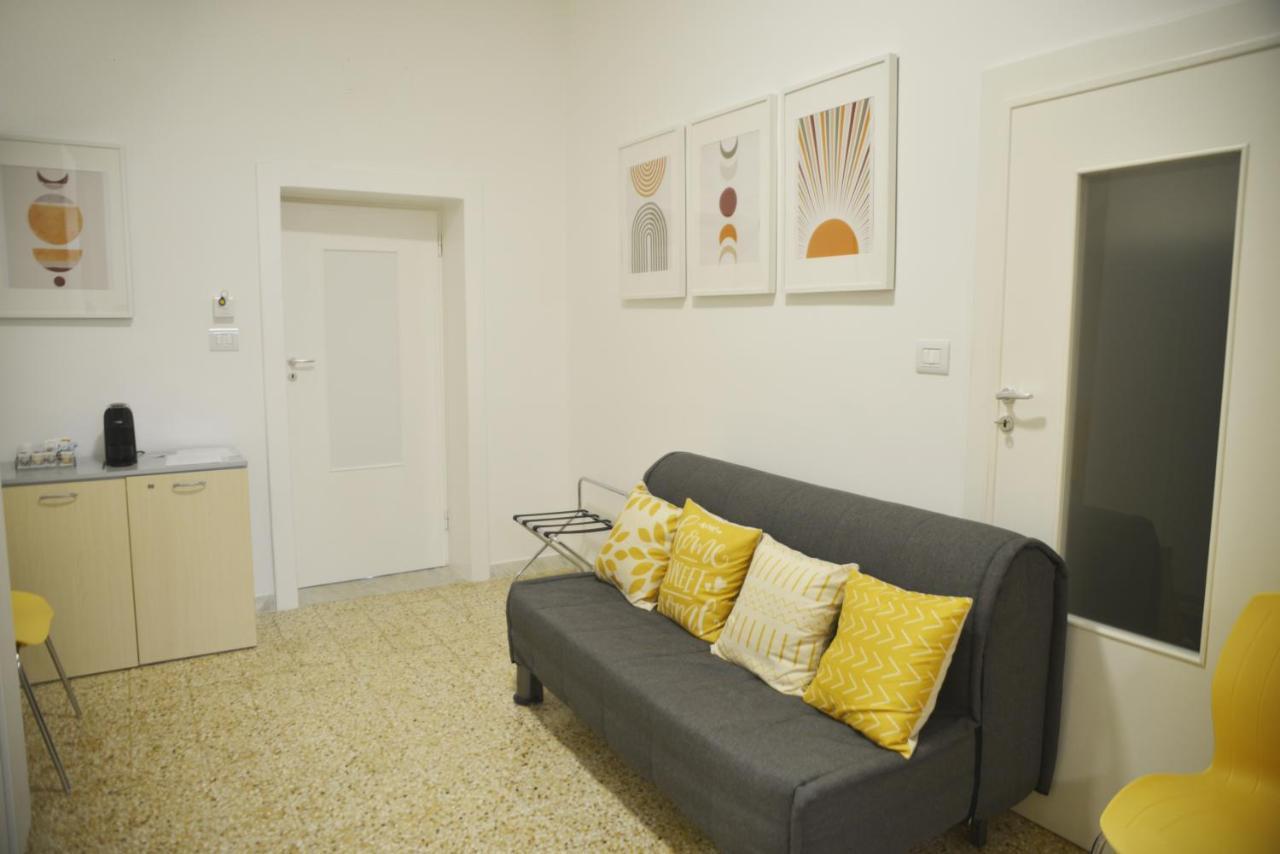 La Casa Di Eva Bed & Breakfast Brindisi Eksteriør bilde