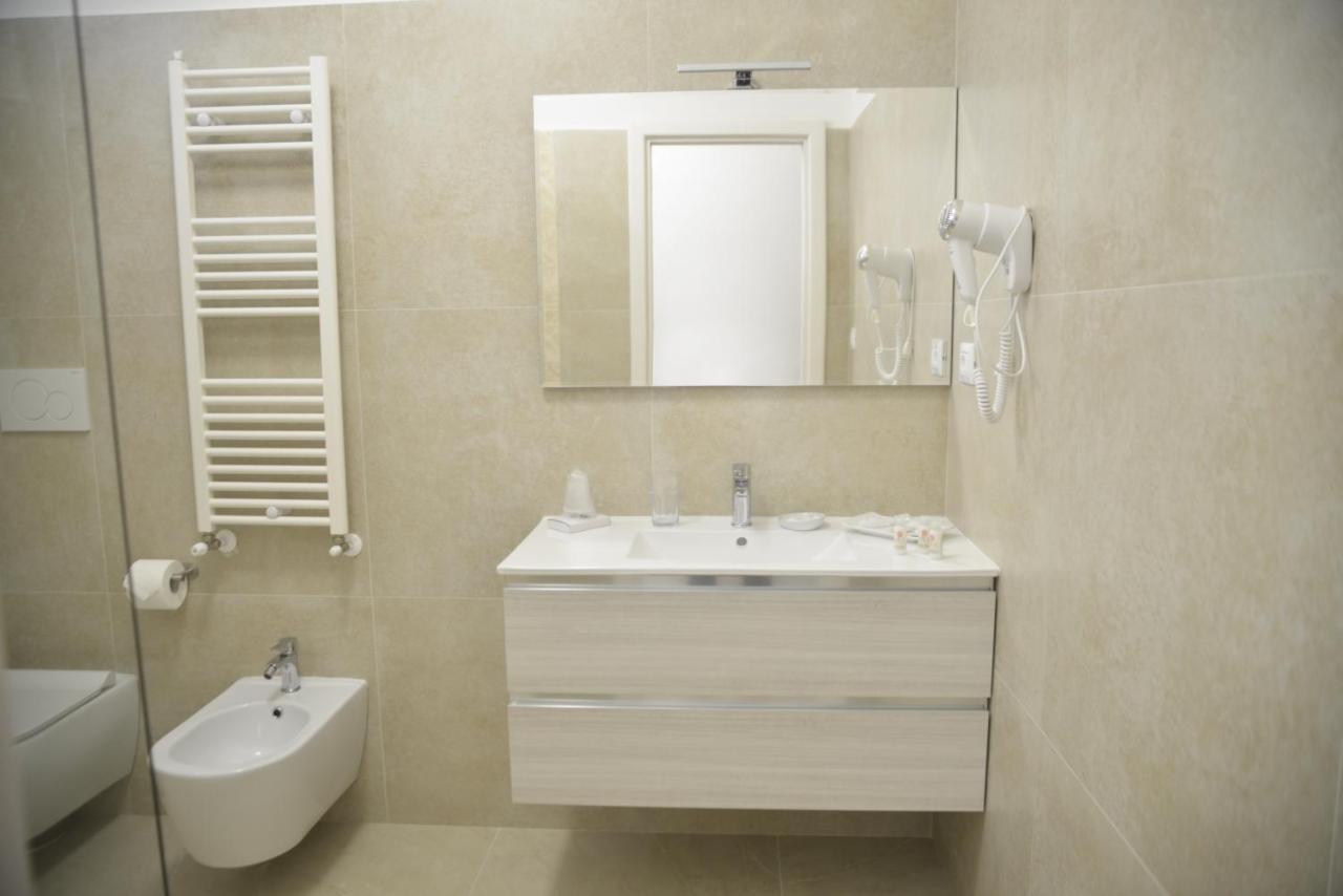La Casa Di Eva Bed & Breakfast Brindisi Eksteriør bilde